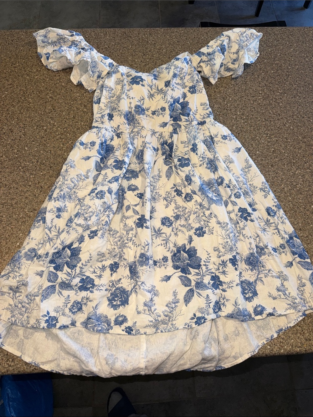 Francesca’s linen blend dress
